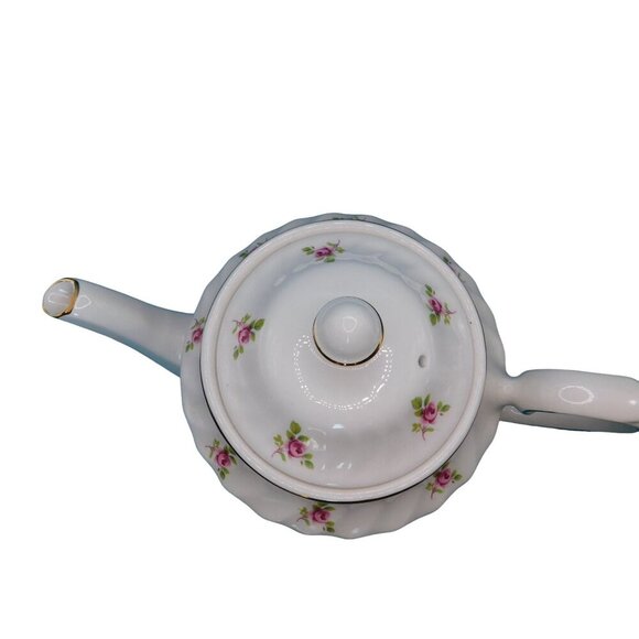 Windsor England teapot 4381 pink roses and gold accents Nice never used - Picture 2 of 8